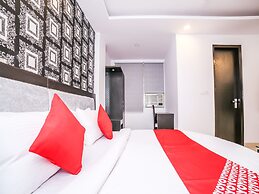 OYO 24943 Hotel Airport Zone Olive