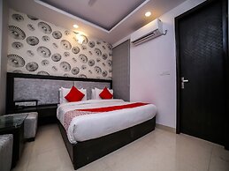 OYO 24943 Hotel Airport Zone Olive