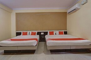 OYO 24259 Hotel Blue Inn