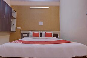 OYO 24259 Hotel Blue Inn