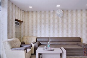 OYO 24259 Hotel Blue Inn