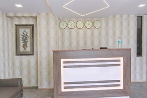 OYO 24259 Hotel Blue Inn