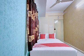 OYO 24259 Hotel Blue Inn