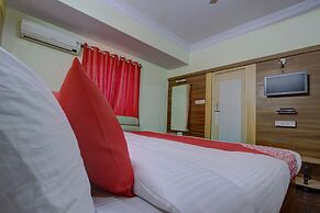 OYO 24259 Hotel Blue Inn