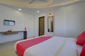 OYO 17036 Rk's Regency