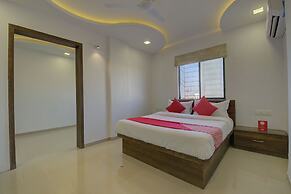 OYO 17036 Rk's Regency