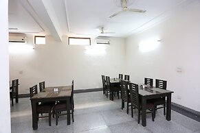 OYO 14015 Diamond Stays