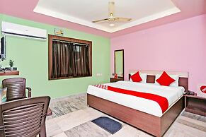 Capital O 14489 Hotel Aryan