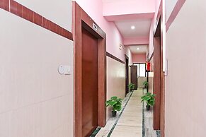 Capital O 14489 Hotel Aryan