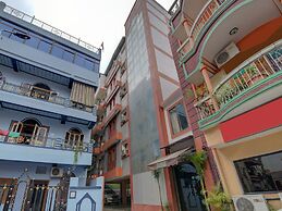 OYO 4275 Hotel Sunraj Residency