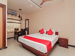 OYO 740 Hotel Suravi