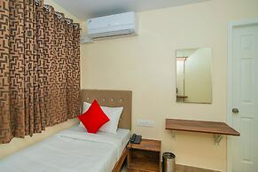 OYO Flagship 18680 Olivia Comforts