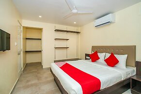 OYO Flagship 18680 Olivia Comforts