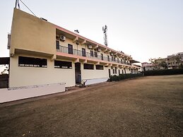 OYO 26659 Hotel Parmanand Garden