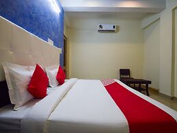 OYO 26659 Hotel Parmanand Garden