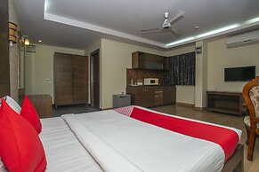 OYO 27859 Agi Dynasty Suites