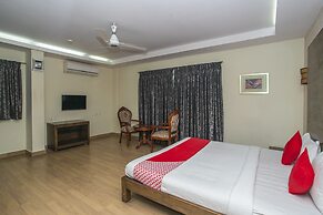 OYO 27859 Agi Dynasty Suites