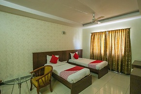 OYO 27859 Agi Dynasty Suites