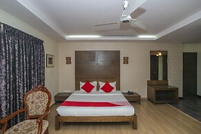 OYO 27859 Agi Dynasty Suites