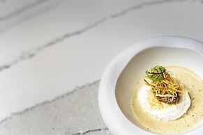 Glass Light Hotel & Gallery, Autograph Collection