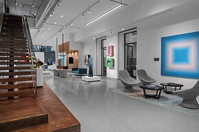 Glass Light Hotel & Gallery, Autograph Collection