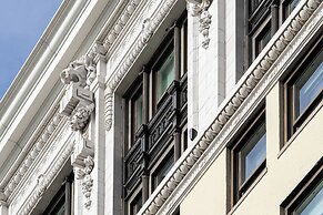 Glass Light Hotel & Gallery, Autograph Collection