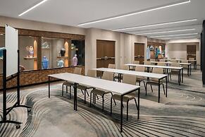 Glass Light Hotel & Gallery, Autograph Collection