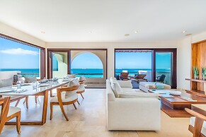 Playa de La Paz Condominiums