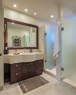 Playa de La Paz Condominiums