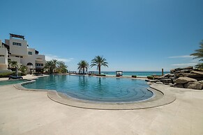 Playa de La Paz by Lumina