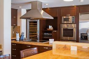 Playa de La Paz Condominiums