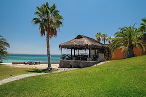 Playa de La Paz by Lumina