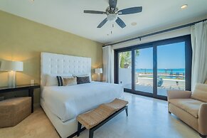 Playa de La Paz Condominiums