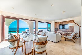 Playa de La Paz Condominiums