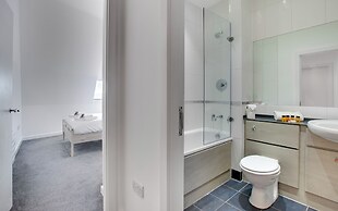 Crown Apartments By Week2Week