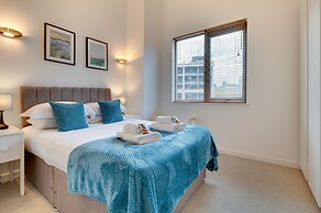 Crown Apartments By Week2Week