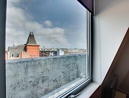 Crown Apartments By Week2Week