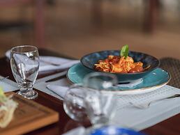 Los Vivos Beachfront Experience