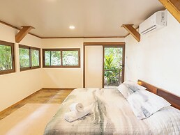 Los Vivos Beachfront Experience