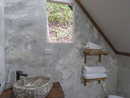 Los Vivos Beachfront Experience