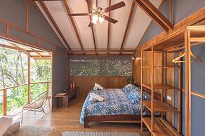 Los Vivos Beachfront Experience