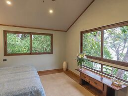Los Vivos Beachfront Experience