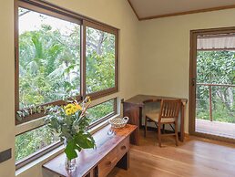 Los Vivos Beachfront Experience