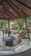 Los Vivos Beachfront Experience