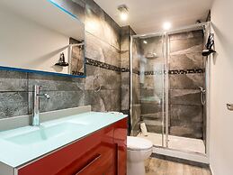 ApartUP Cabanyal Market