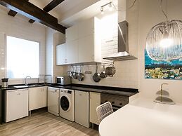 ApartUP Cabanyal Market