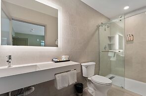 Oceanic Hotel