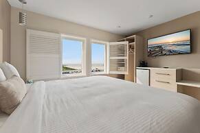 Oceanic Hotel