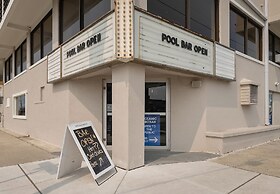 Oceanic Hotel