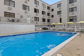 Oceanic Hotel